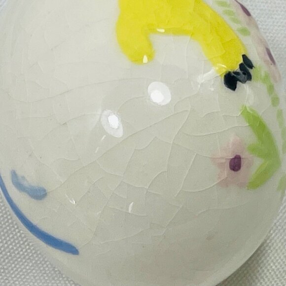 Easter Egg With Yellow Lamb & Pastel Floral Design Hand-Painted Vintage Ceramic - Picture 6 of 8
